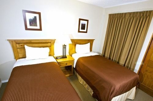 Tantalus Hotel 3*